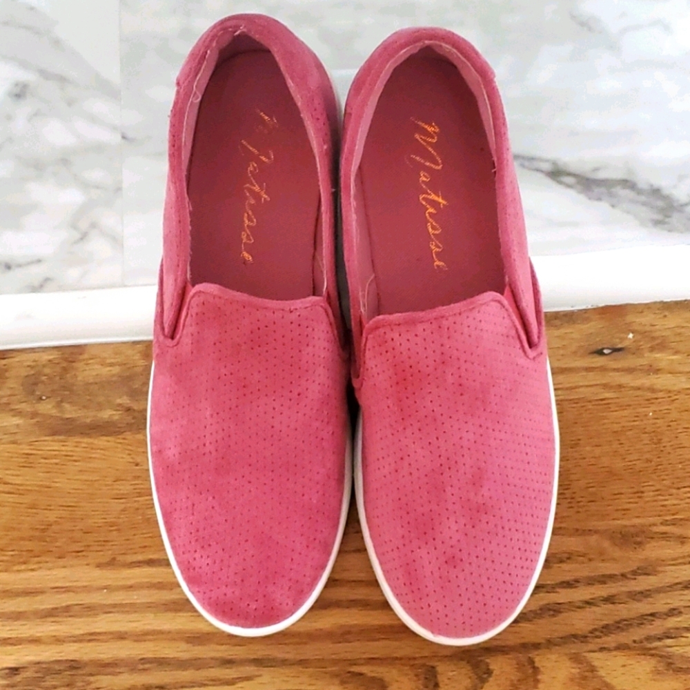 Women Shoes sneaker ( Coral)